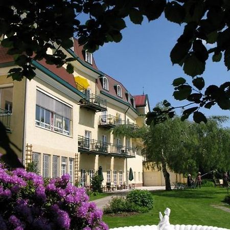 Kurhaus Dr. Petershofer Hotel Wolfsegg am Hausruck Ngoại thất bức ảnh